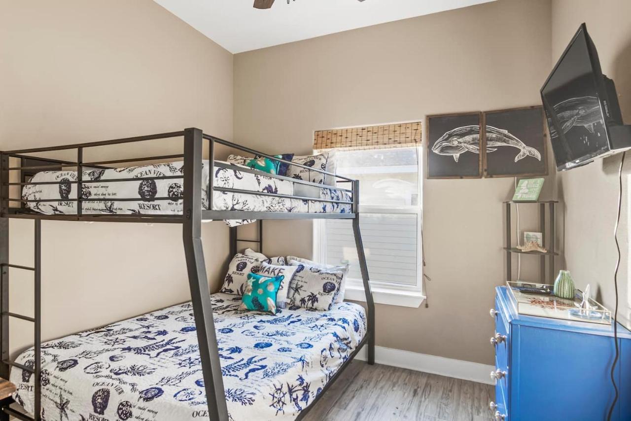 New 5 Bdrm W/Pool, Observation Deck Walk To Beach! Πορτ Αράνσας Εξωτερικό φωτογραφία